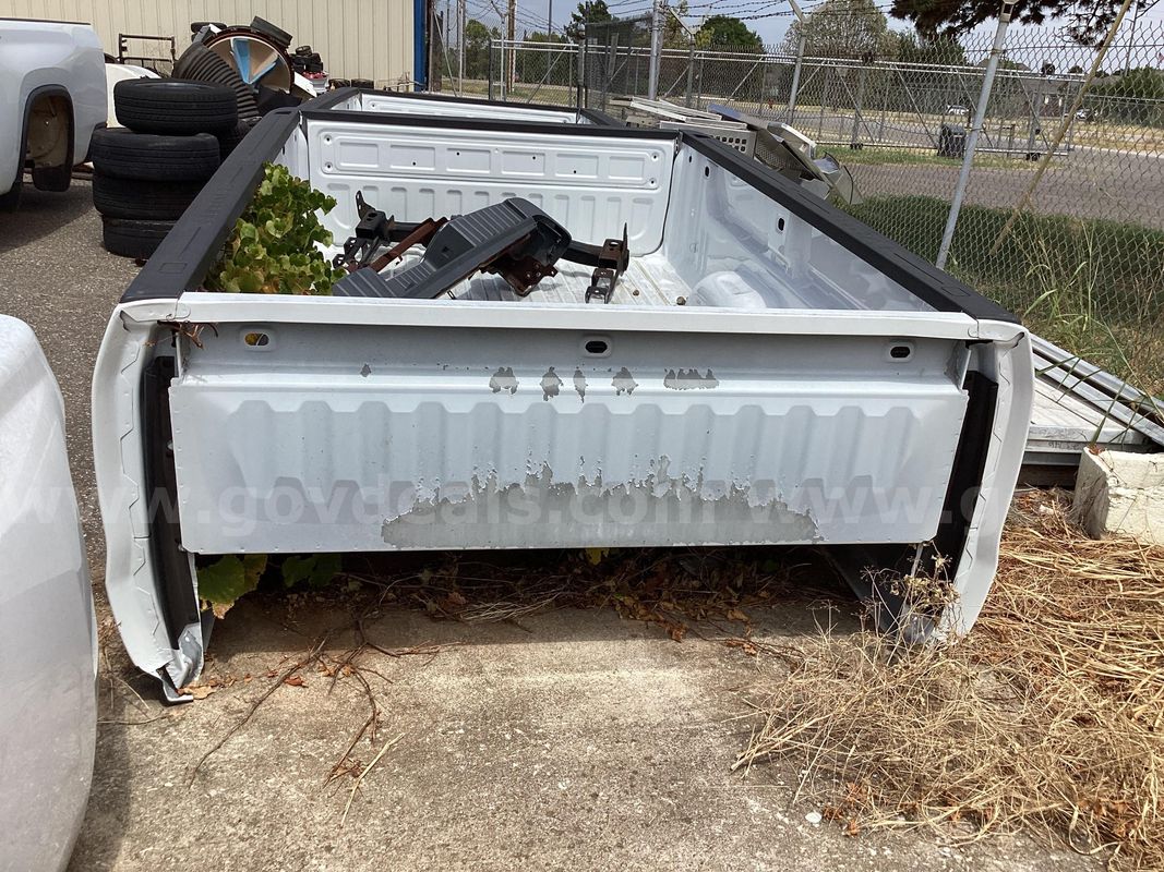 2014 to 2018 Chevrolet - Truck Bed
