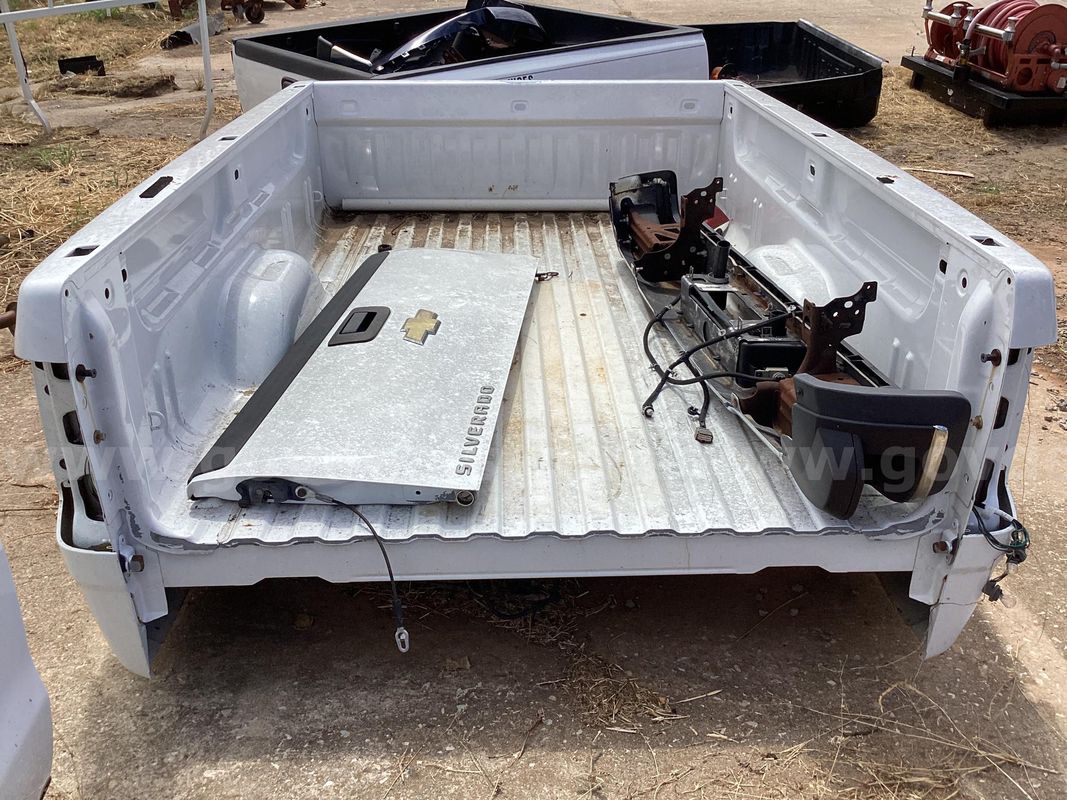 2007 to 2013 Chevrolet - Truck Bed