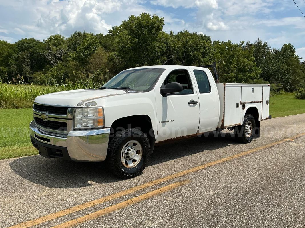 2009 Chevrolet Silverado 3500HD 4 Wheel Drive