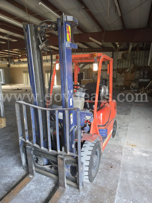 2000 Kalmar P 50BXC Pneumatic Tire Forklift