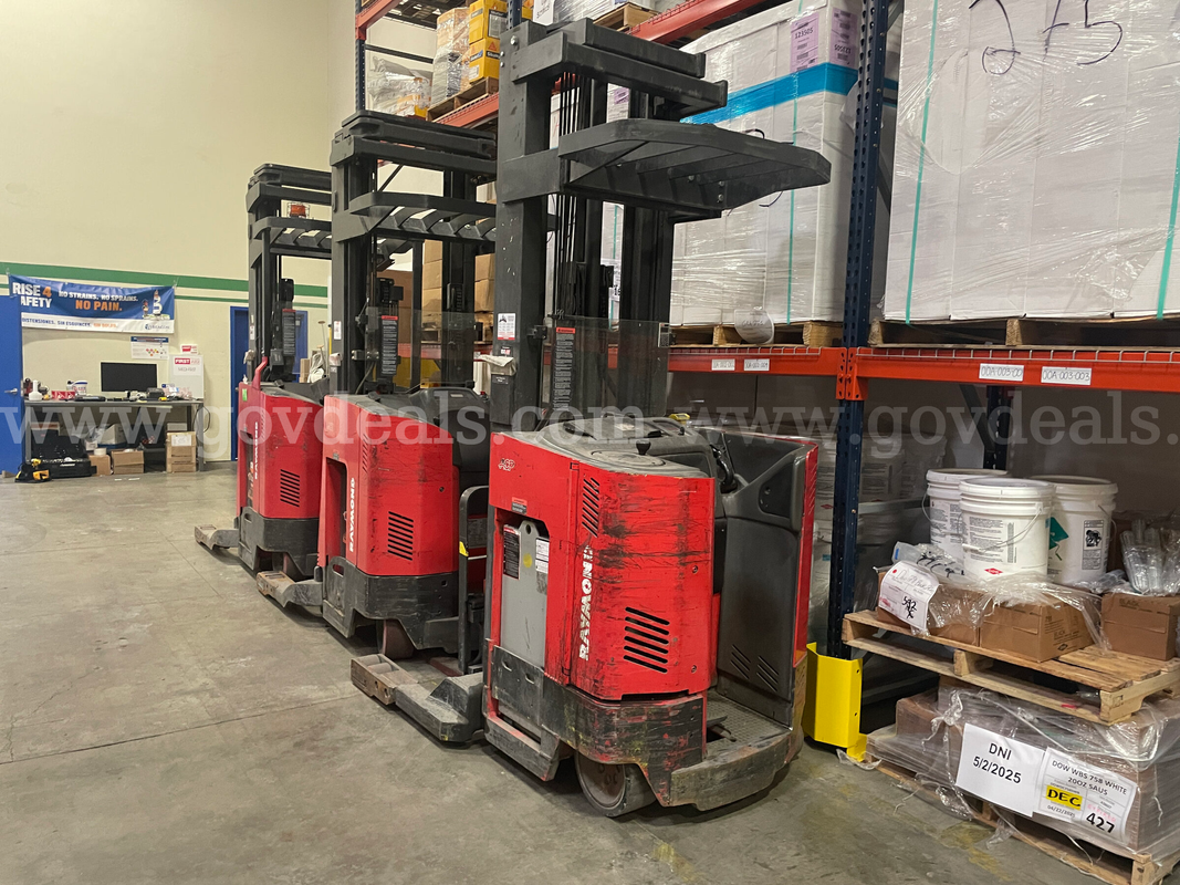 2008 Raymond EASI R 10TT Order Picker *Inoperable*