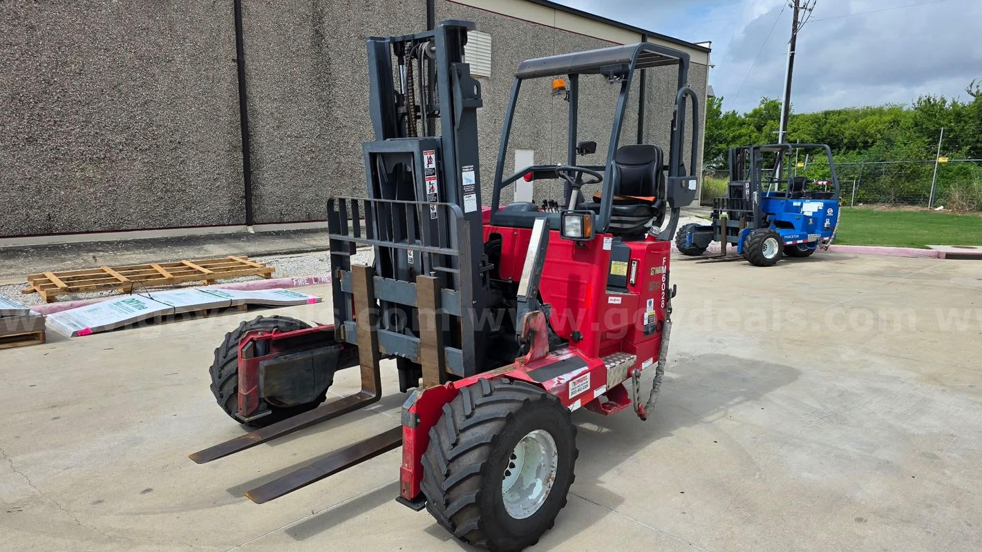 2014 Moffett M55P Truck Mounted Forklift