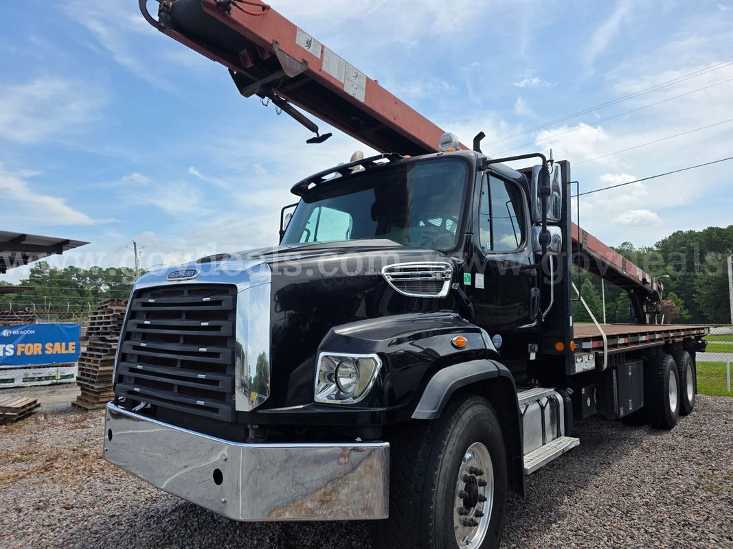 Cleasby FBR-6 Roofing Conveyor Mtd on 2015 Freightliner 114SD T/A Flatbed