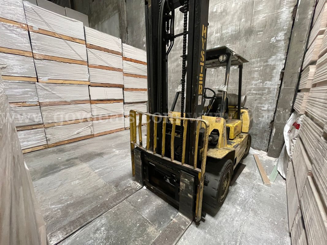 2001 Hyster H80XL Pneumatic Tire Forklift-Inoperable