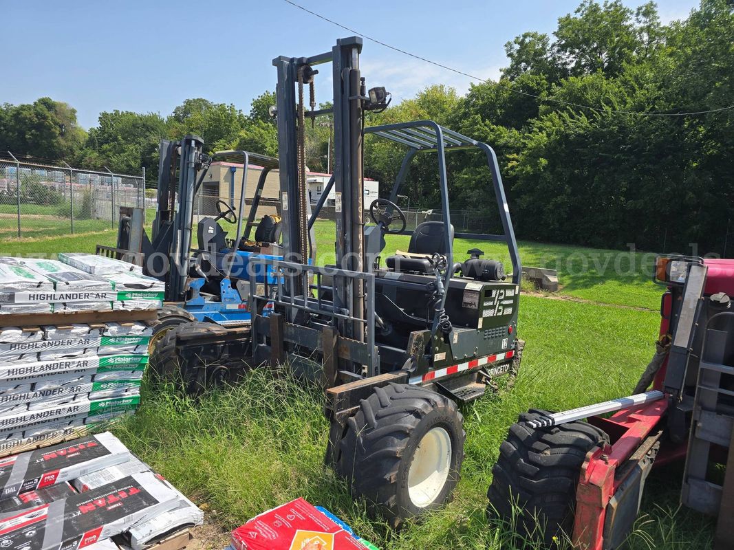 2004 Princeton PB50 Truck Mounted Forklift - Inoperable