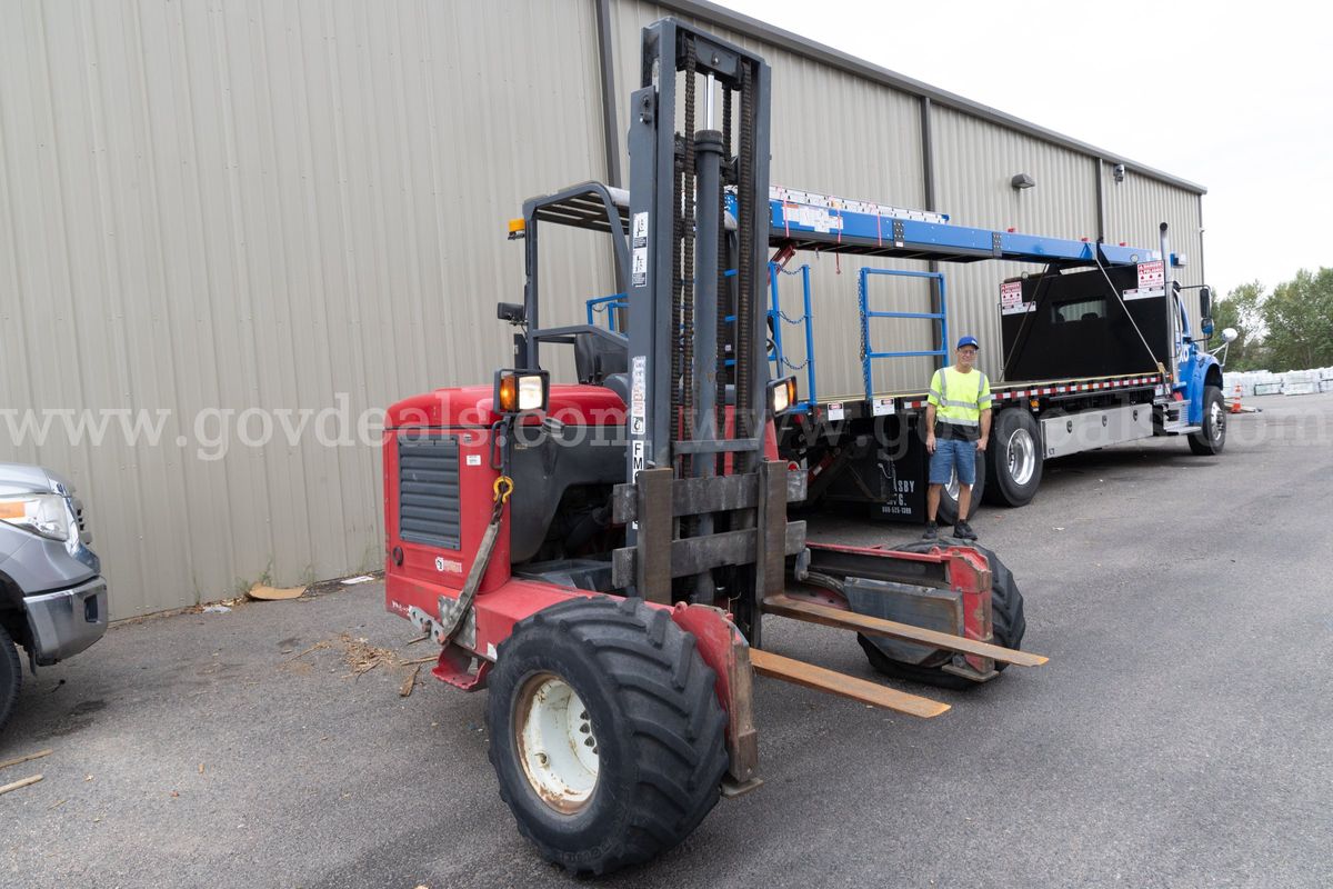 2005 Moffett M55 Truck Mounted Forklift