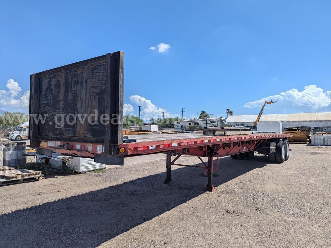 2006 Lufkin FL-11 T/A Flatbed Trailer