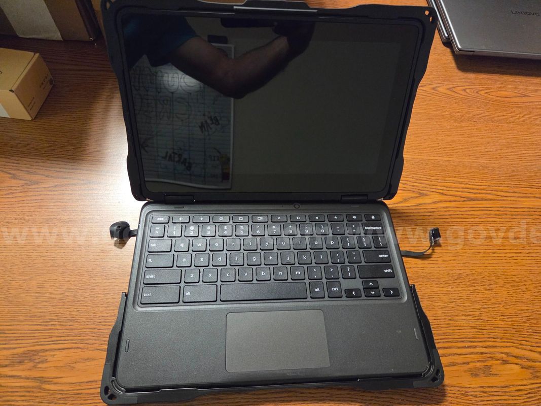 Lot of Dell 3110 2 in 1 Chromebooks - 680+ Total