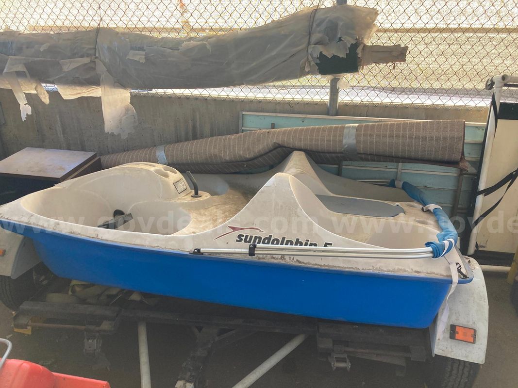 PEDDLE BOAT BY SUNDOLPHIN