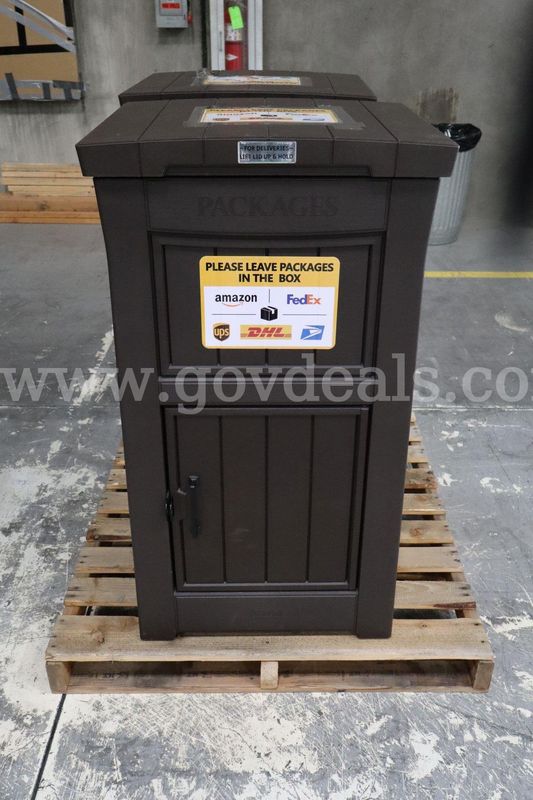 BROWN LARGE SECURE PACKAGE HOLDERS