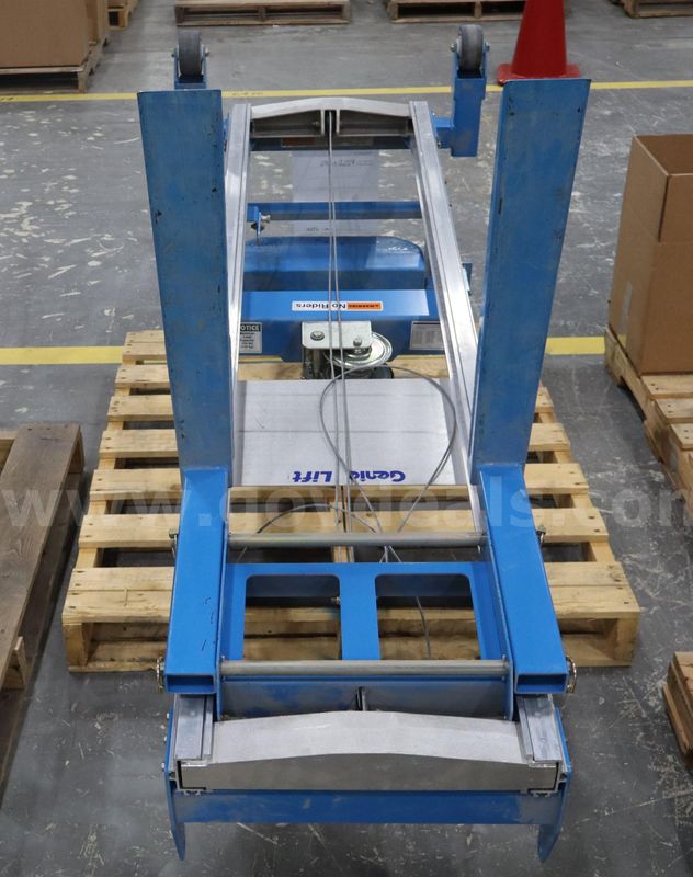 Manual Crank Lift