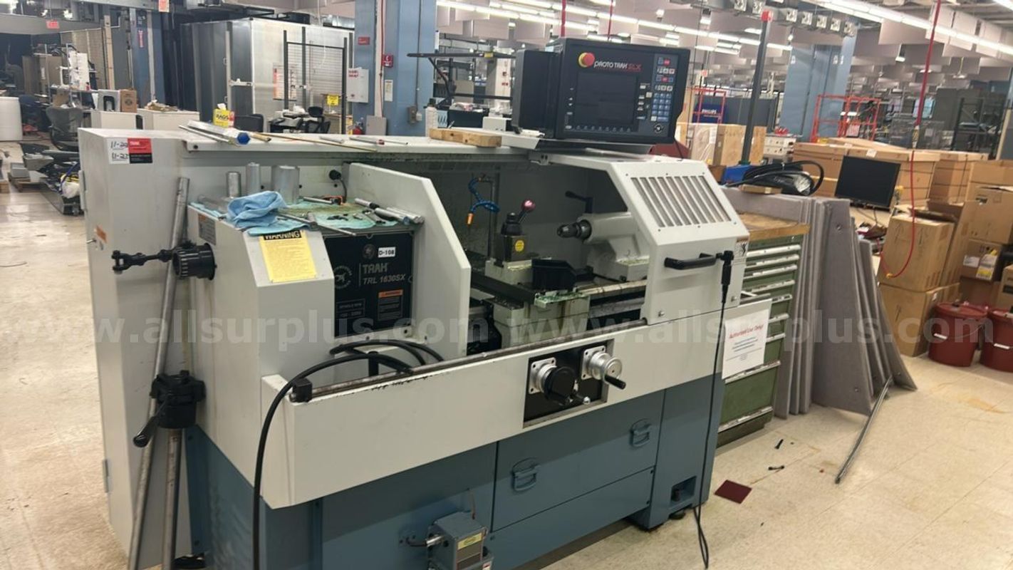 Southwestern Industries TRAK TRL 1630SX CNC/Manual Lathe