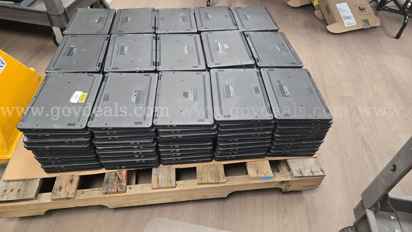 One (1) Pallet of 150 Dell Chromebooks for Parts and Repair Only