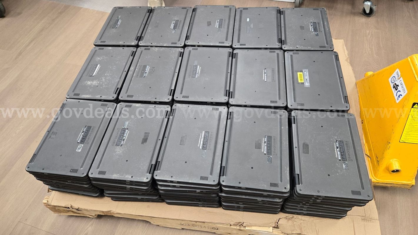 One (1) Pallet of 150 Dell Chromebooks for Parts and Repair Only
