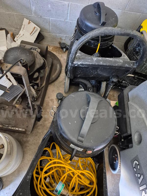 ONE LOT OF MIXED CUSTODIAL MACHINES (6 MACHINES TOTAL)