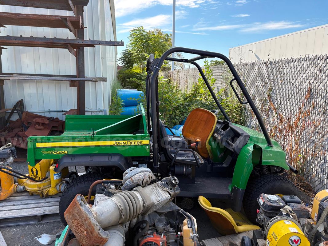 John Deere Gator Golf Cart