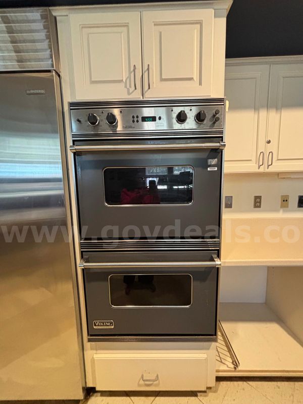 Viking Electric Double Wall Oven