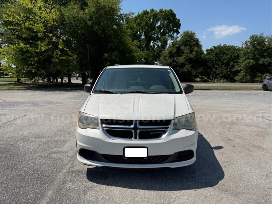 2011 Dodge Grand Caravan, 48195mi | V672 CHARLESTON AFB