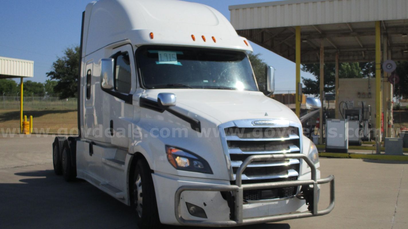 2019 Freightliner Cascadia, 505742mi/14129 engine hrs | T633 DDDC FLEET