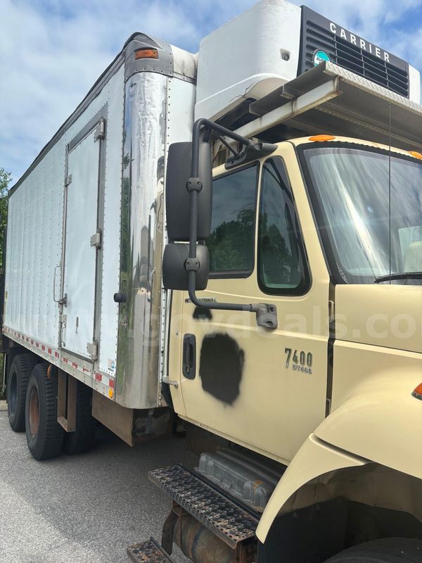 2005 International 7400