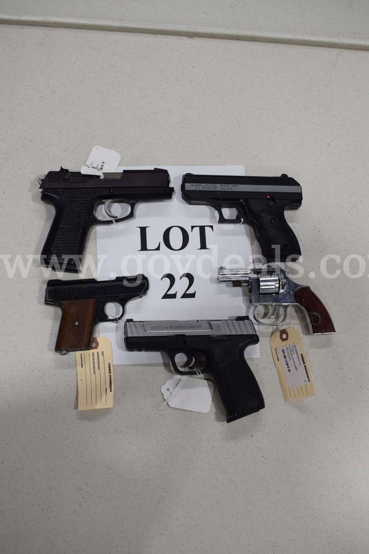 5 Handguns - Lot 22