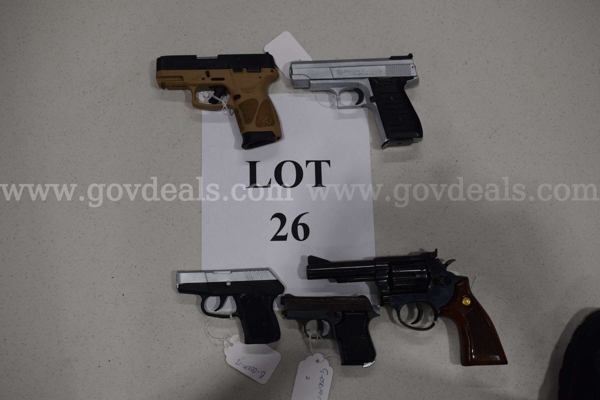5 Handguns - Lot 26
