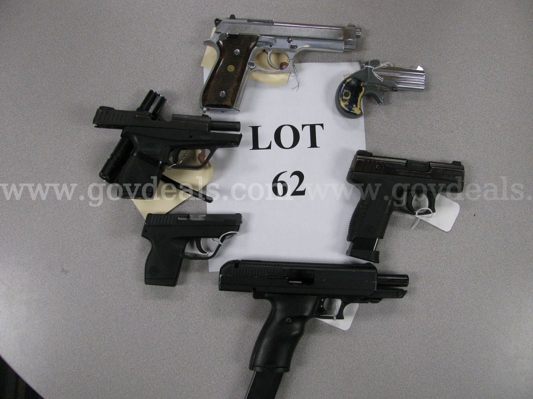 6 Handguns - Lot 62