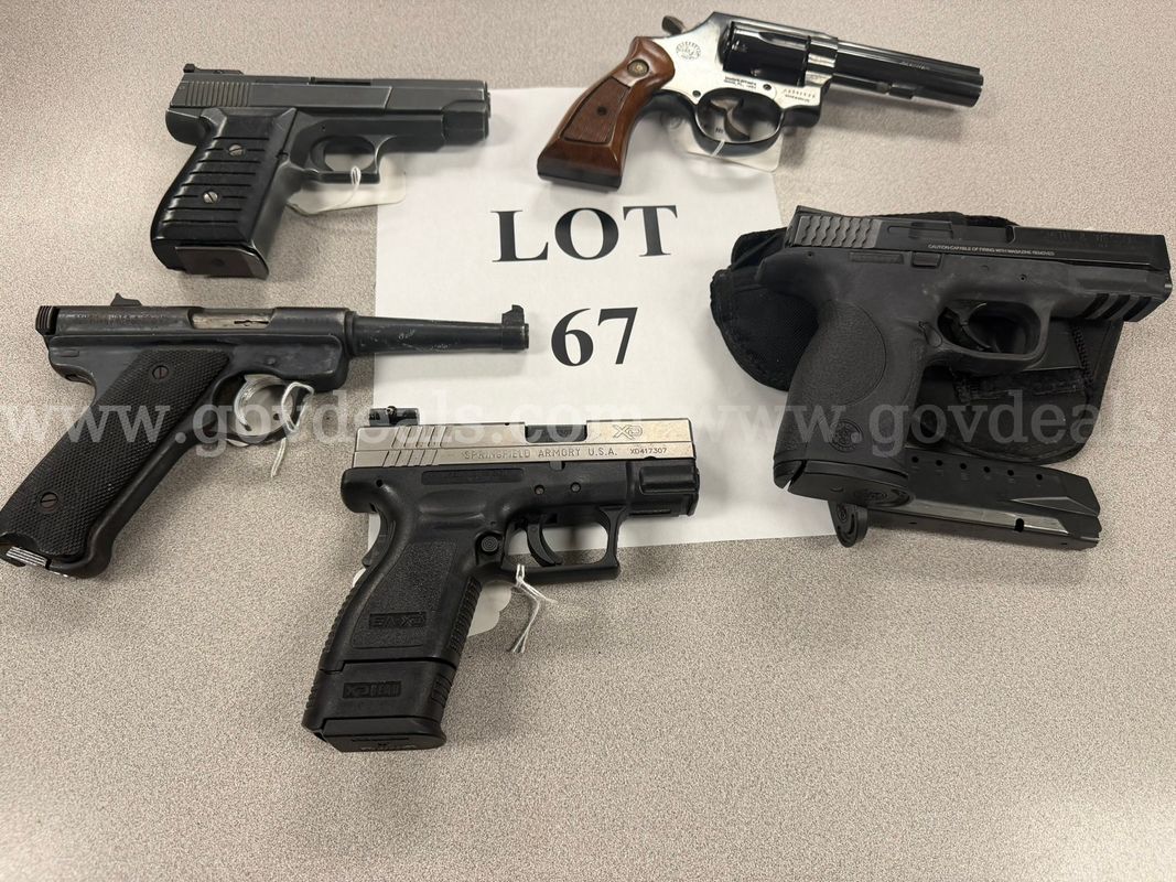 5 Handguns - Lot 67