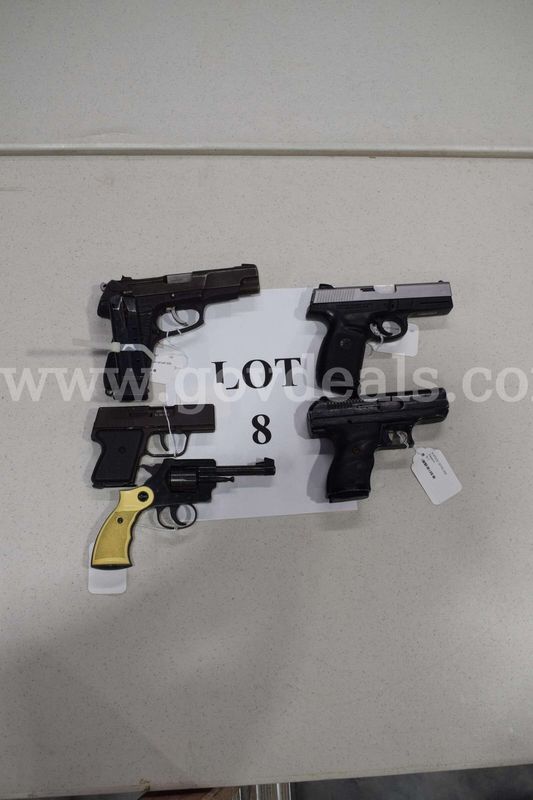 5 Handguns - Lot 8