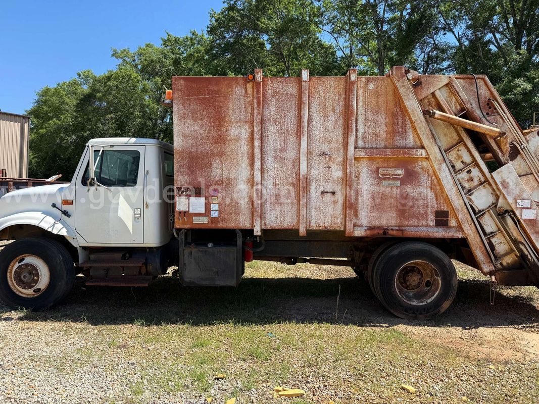 1995 International 4700