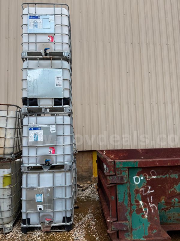 1 Lot Of 4 Chemical Totes