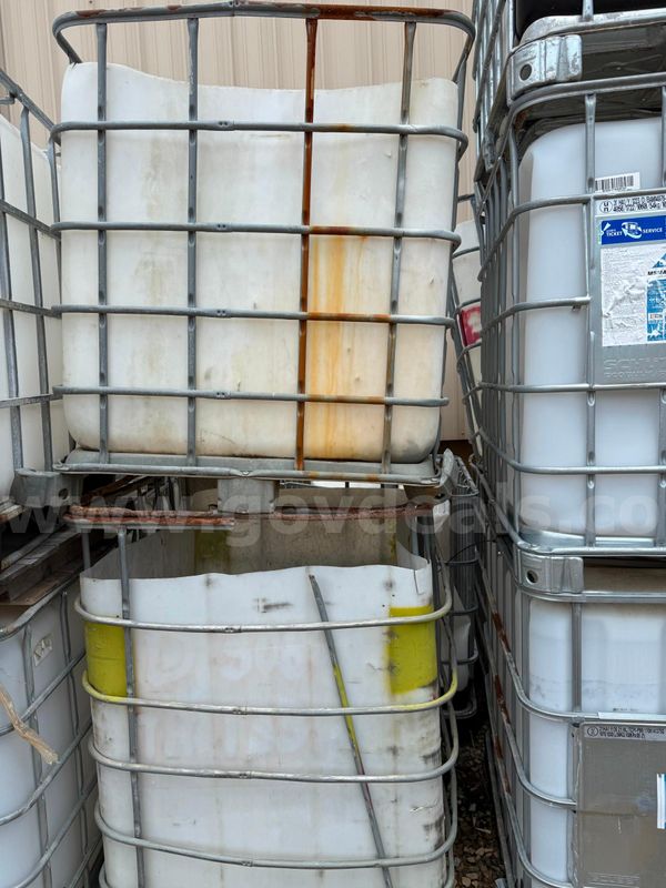 1 Lot Of 4 Chemical Totes