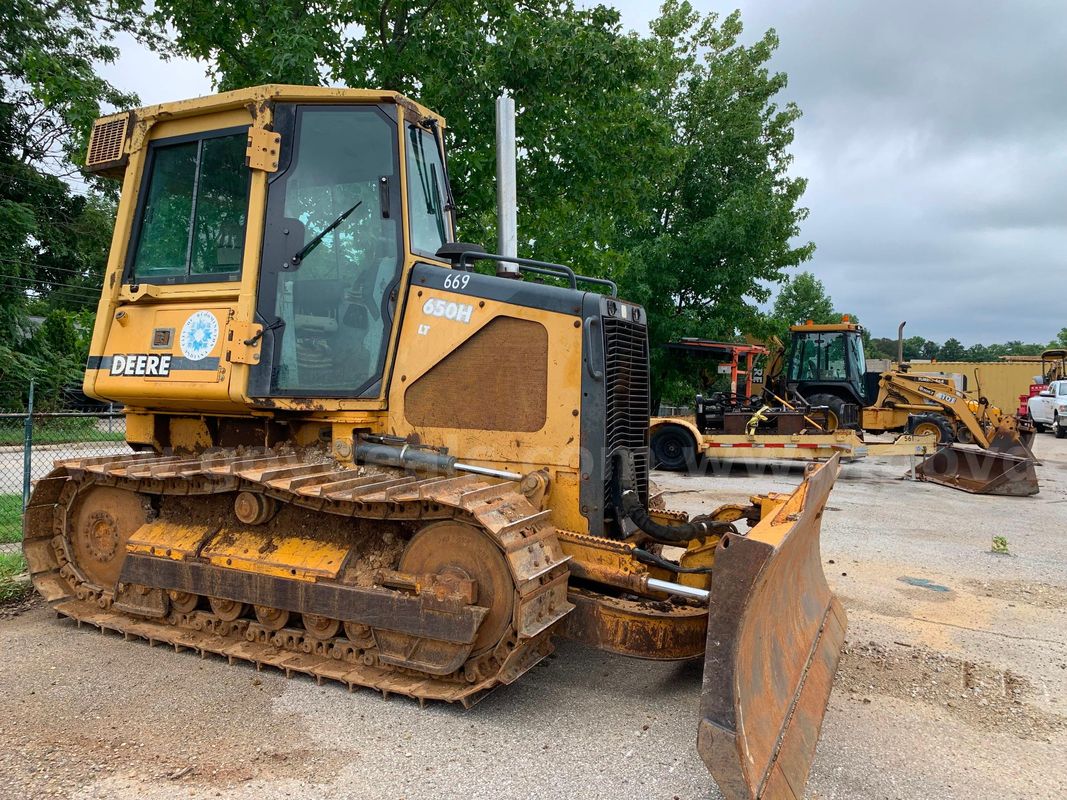 650H Crawler Dozer