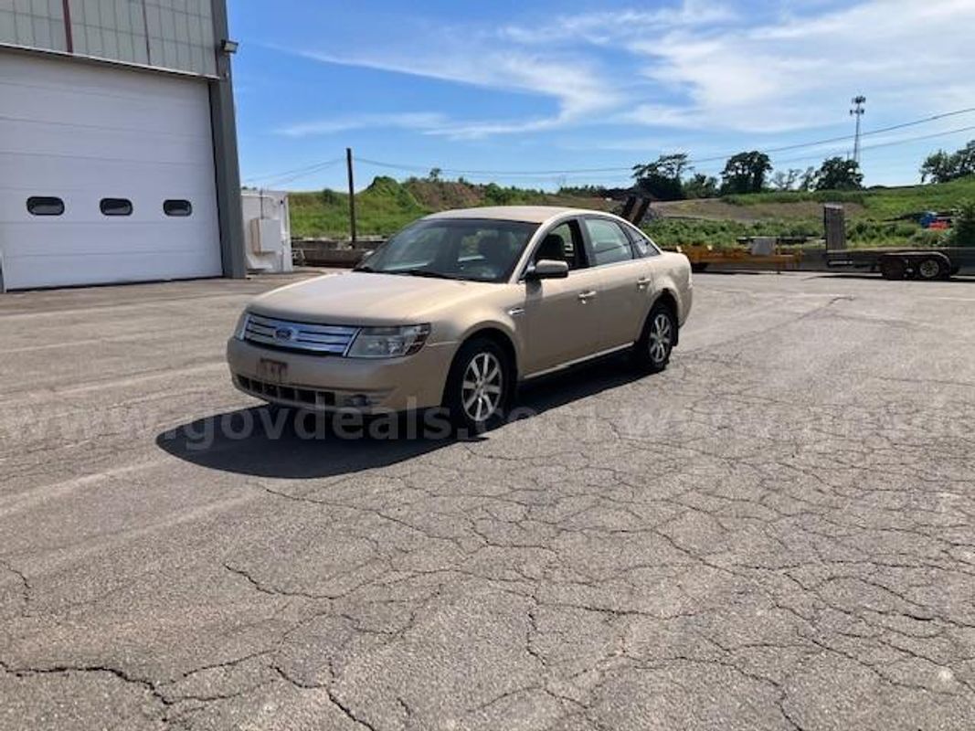 2008 Ford Taurus