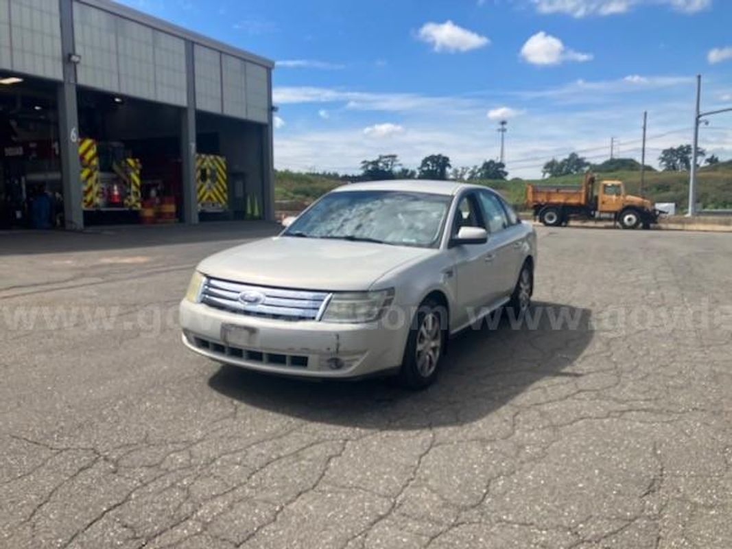 2008 Ford Taurus