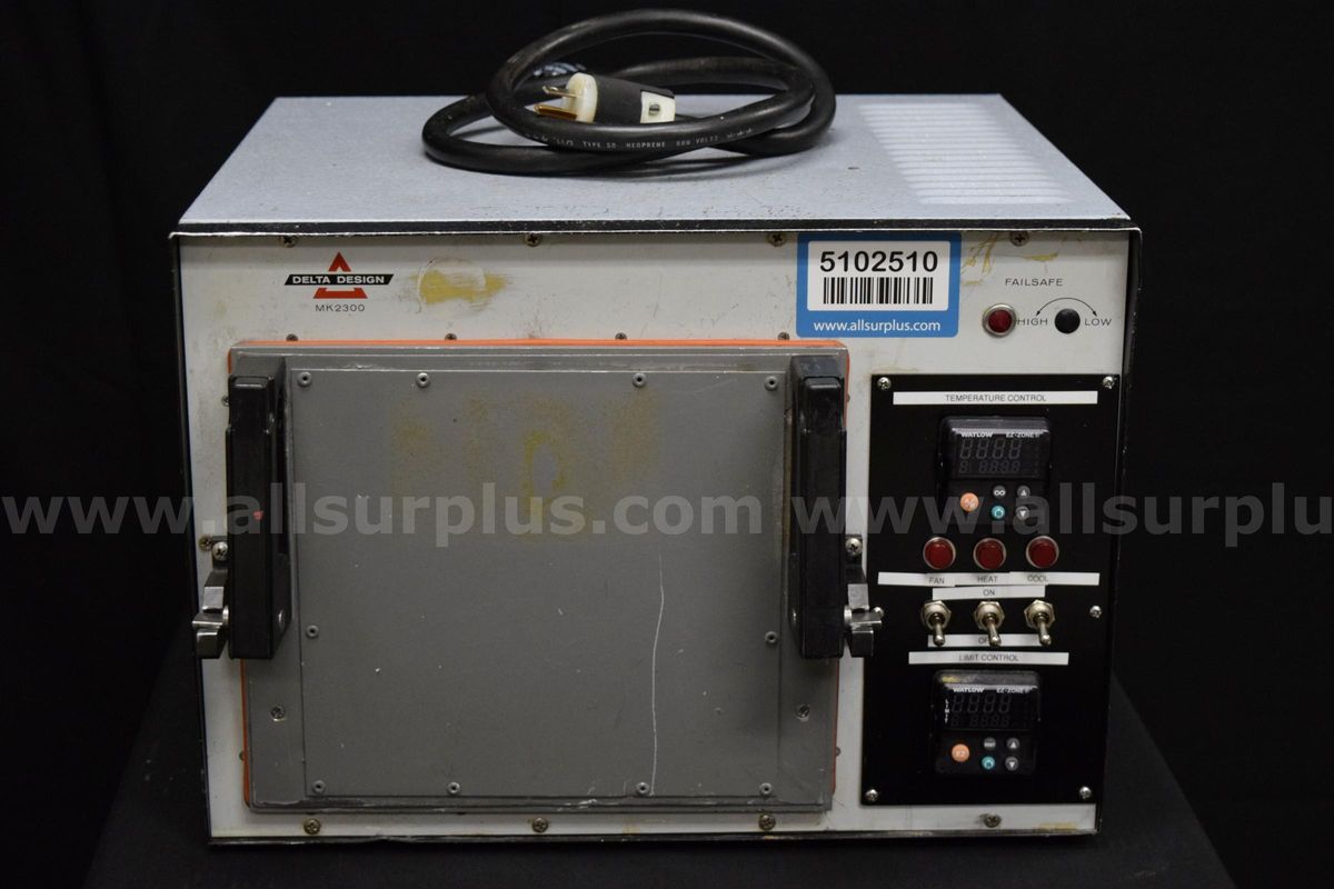 Delta 2300CD Environmental Chamber
