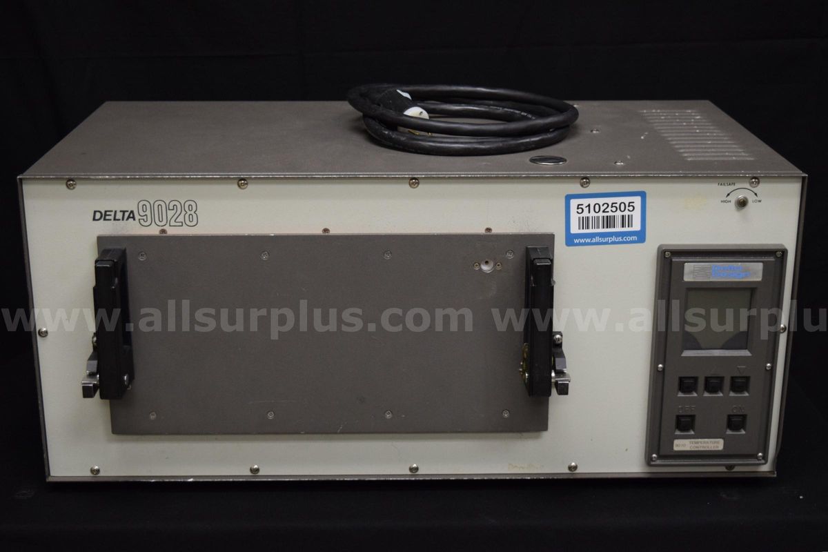 Delta 9028 1-3-1 Environmental Chamber