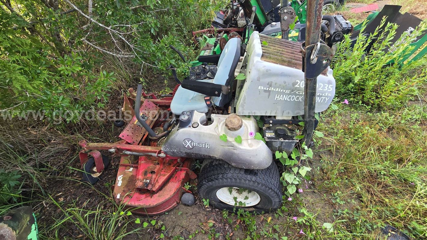 Exmark Commercial Zero-Turn Lawn Mower