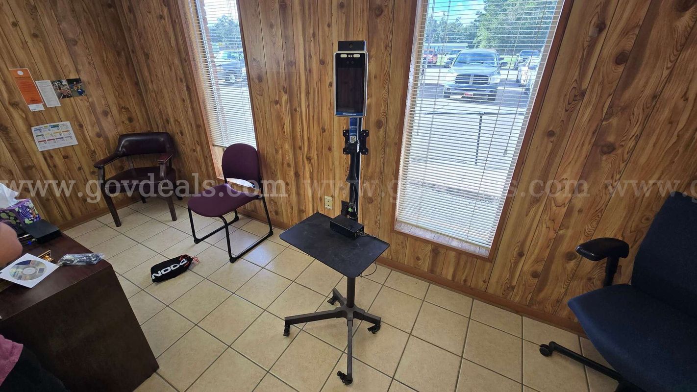 EPICUS-TS Temperature Screening Kiosk with Stand