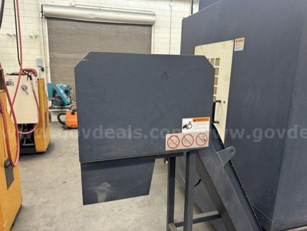 CNC-Machines - Johns-Ford SL-300 and a Johns-Ford SV32
