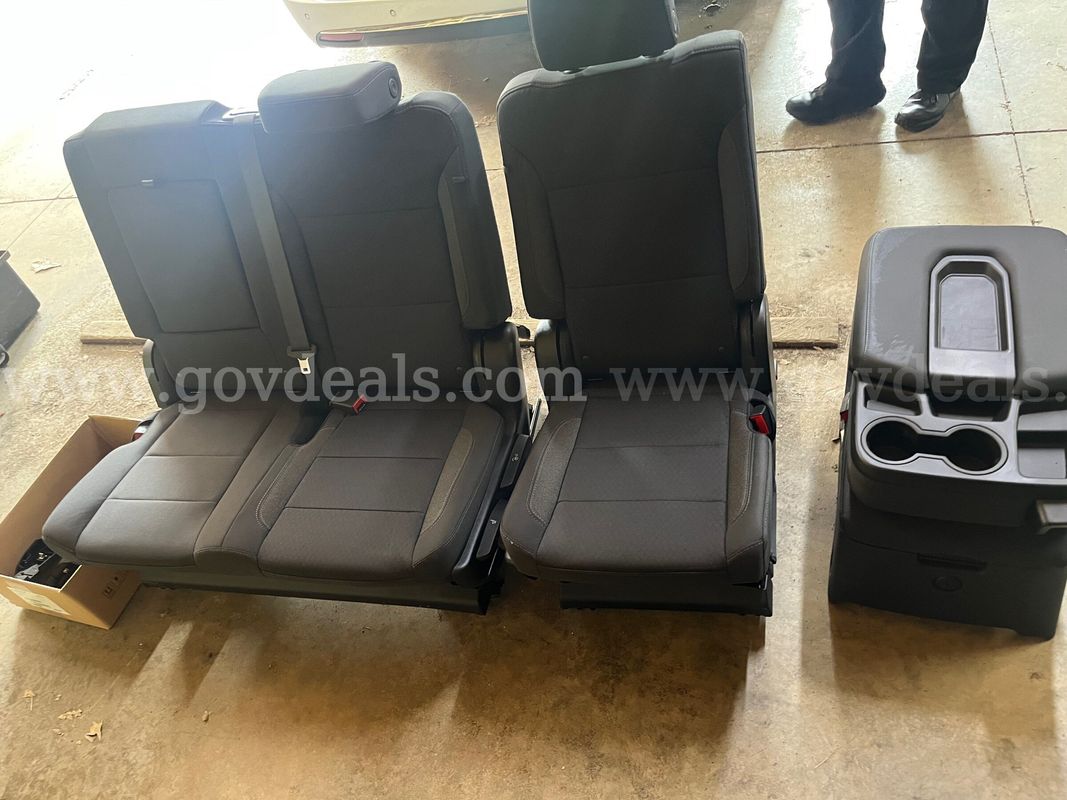 2026 Tahoe rear seats and front center seat/armrest
