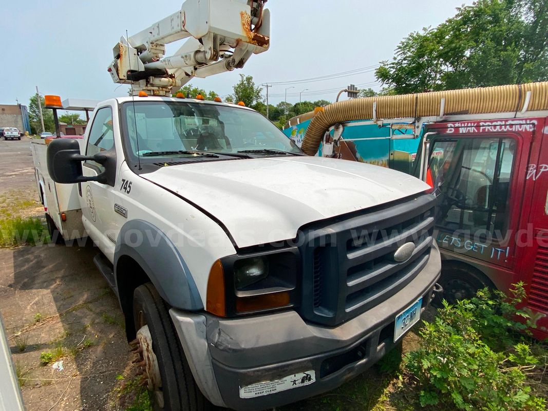 Bucket Truck