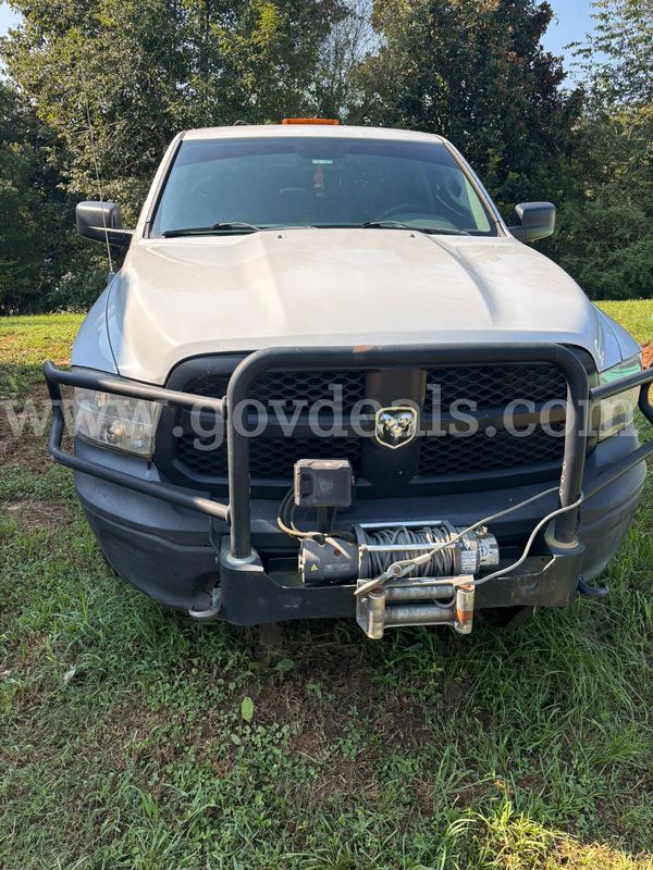 2013 RAM 1500 Tradesman Crew Cab SWB 4WD