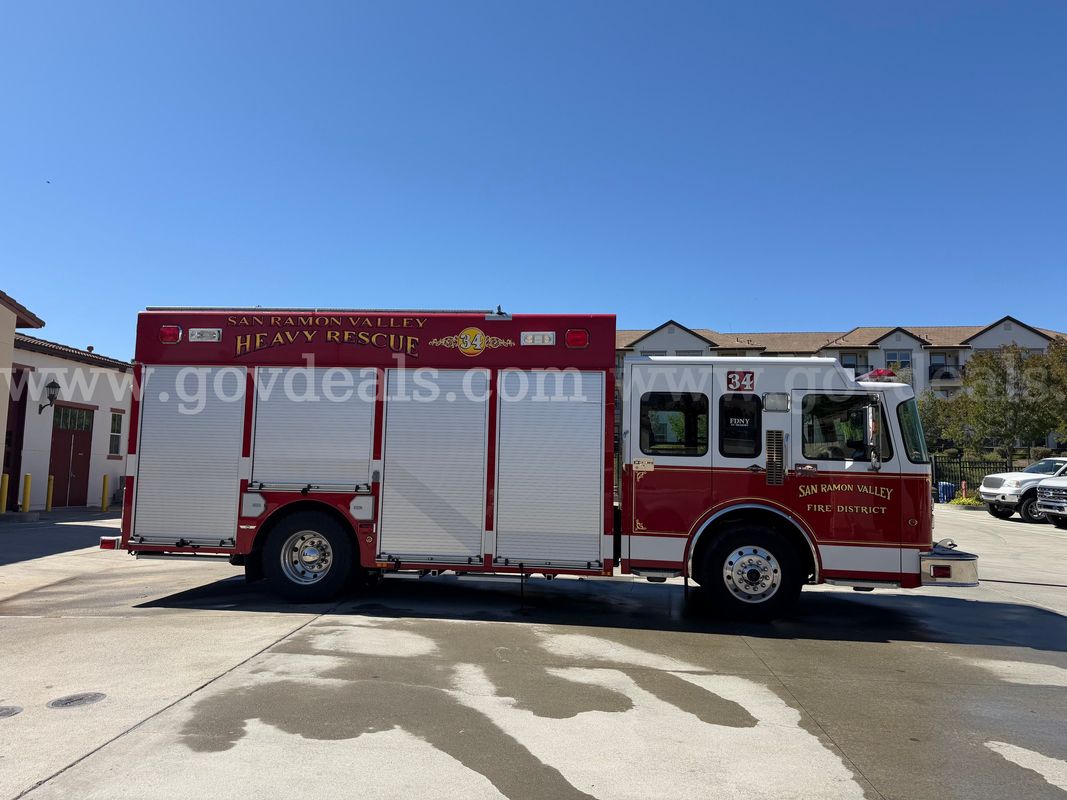 2001 Spartan Type 1 Heavy Rescue Truck