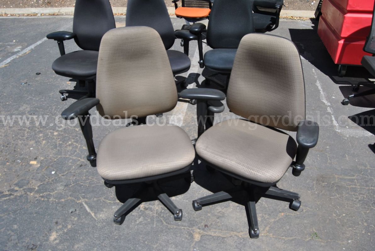 COSD - Lot of Think Chairs