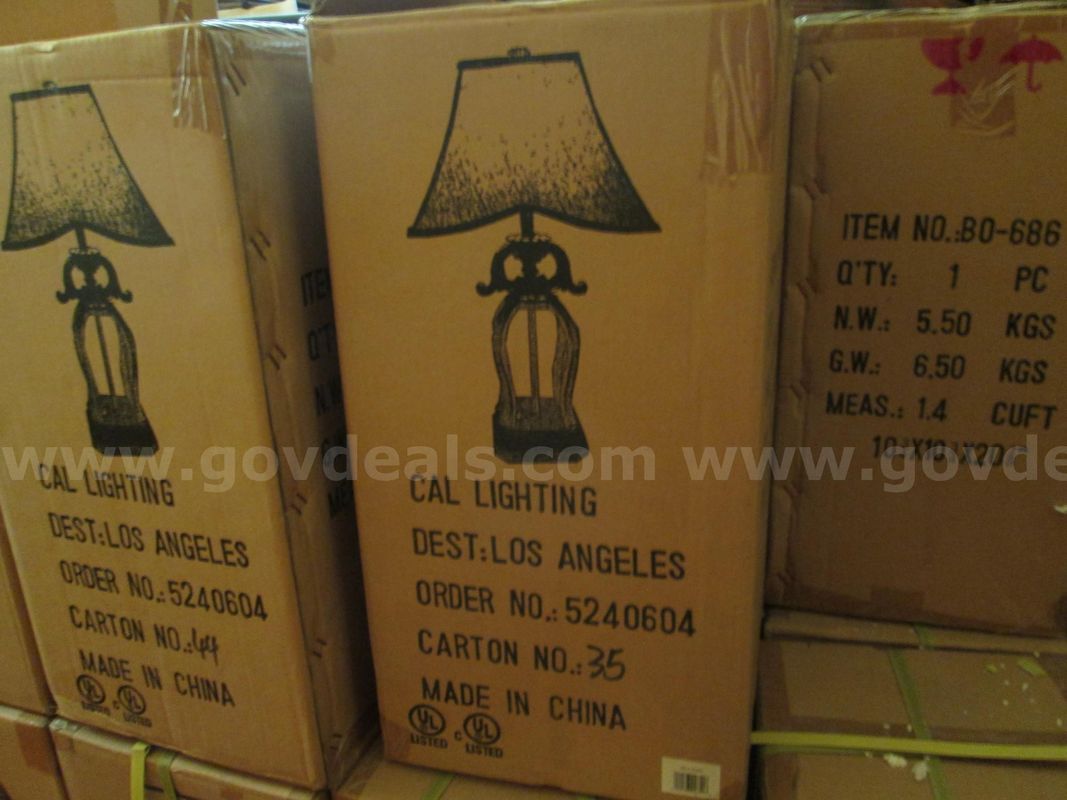 55 Vintage looking table lamps (no shades) ->Shades in other listing.