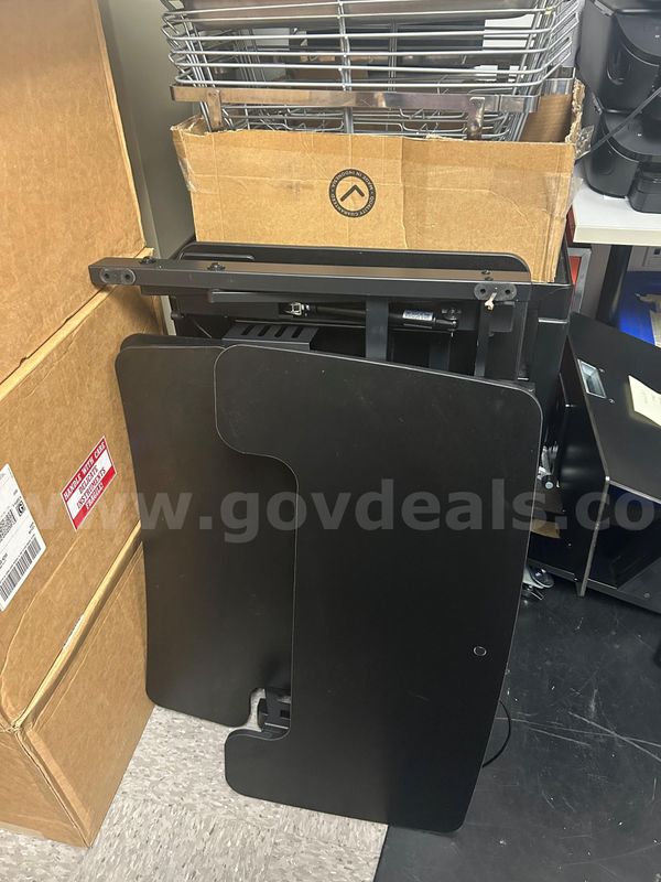 Sit to stand for desk
