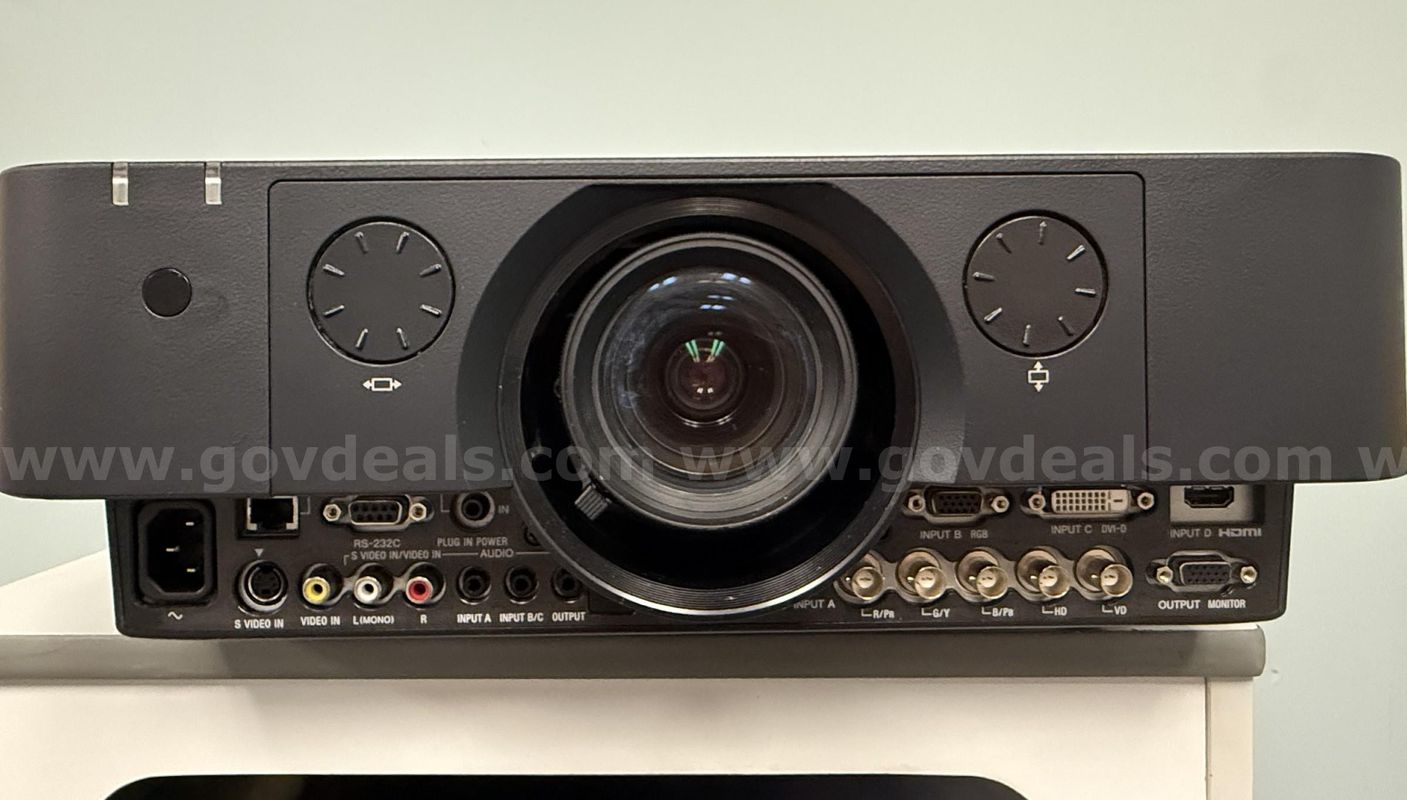 Sony Vpl-Fhz55 W/4000 Lumen Projector