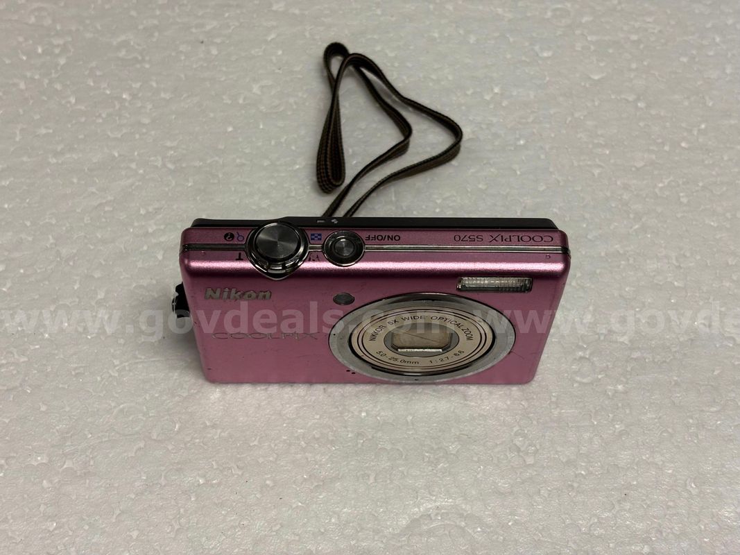 Camera-Earbuds & Cords
