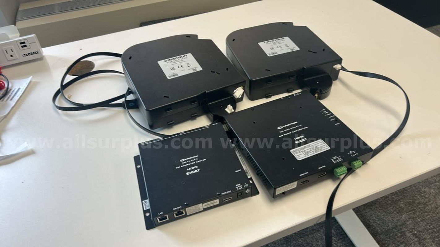 4 pcs., Crestron DM room Controllers, HDMI Cable Retractor, Computer center